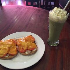 Joma Bakery Cafe That Luang User Photo