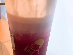 东方巴黎咖啡厅(枝江店)