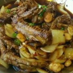 六月雪特色干锅(三台店) User Photo
