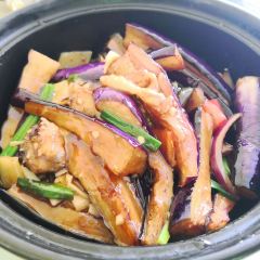 华侨佬海鲜大排档(侨港海滩店) User Photo