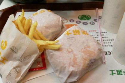 华莱士·全鸡汉堡(新丰店)