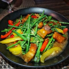 RUEN URAI FINE THAI CUISINE User Photo