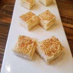 格日勒阿妈(大召店) User Photo
