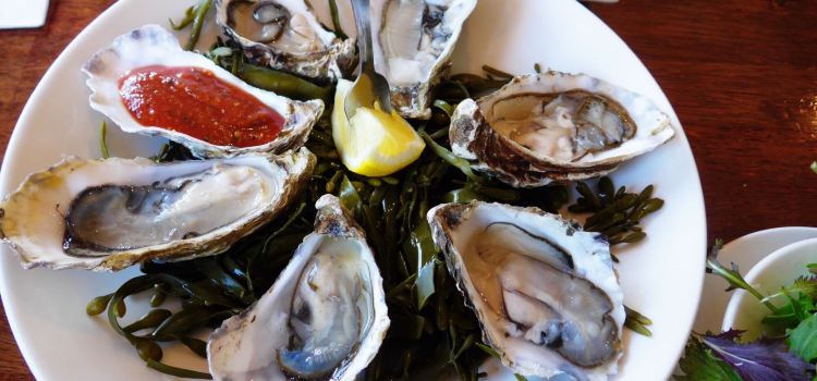 Quinlan's Seafood Bar