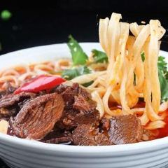 熬骨香纯汤牛肉拉面(县委店) User Photo
