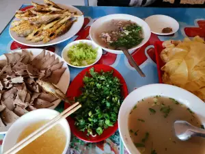 LAO JI TAI TAI YANG SHANG