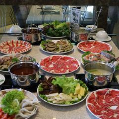 爱伲牛肉自助火锅(阳光新城店) 여행 사진