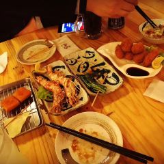 Tanoshi Teppan and Sake Bar User Photo