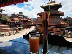 Nyatapola Rooftop Cafe