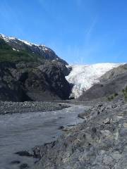 W Glacier Trail