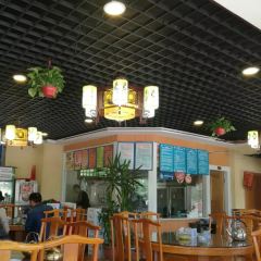 Laoshan Restaurant (zhufengdongluyifen) 여행 사진