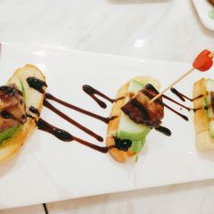 HuaTà 花榻·花忆西葡餐厅(南丰城店) User Photo