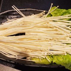 三不牛腩·牛腩刀叉养生火锅(摩尔城中商百货店) User Photo