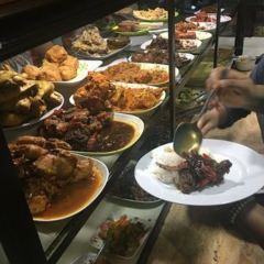 Warung Makan Nikmat halal User Photo