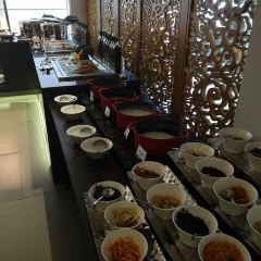 MING YUE User Photo