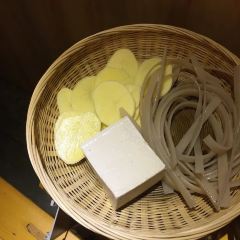WEI YUAN 여행 사진