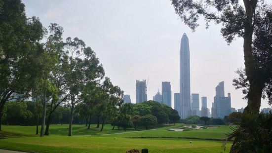 深圳高尔夫球会(深高)美美哒，golf-girl看更多球场信