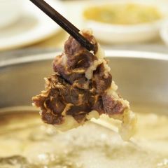 八合里牛肉火锅(扬名店) User Photo