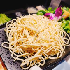 三不牛腩·牛腩刀叉养生火锅(摩尔城中商百货店) User Photo