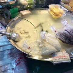 Mae Varee Mango Sticky Rice User Photo