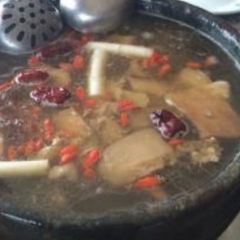 松茸石锅鸡 User Photo