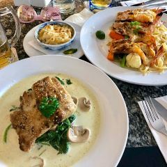 Sun Cafe User Photo