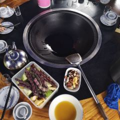 祥侬国鸡宴·青城山下柴火鸡 User Photo
