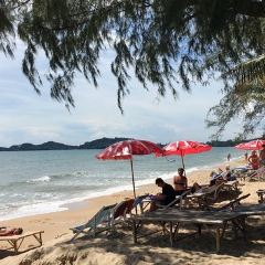 Ton-Aor on The Beach User Photo