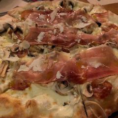 Giuseppe Pizzeria & Sicilian Roast User Photo