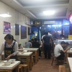 周记粉店(县正街店) User Photo