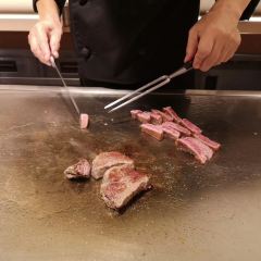 Steak House Medium Rare User Photo
