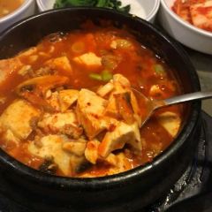 Willow Tree User Photo