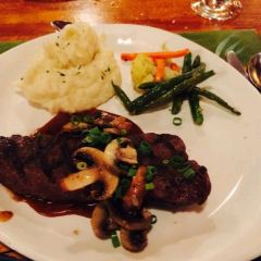 Kilauea Lodge and Restaurant User Photo