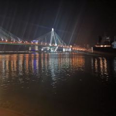 The Starry Frantier Bund Outlet User Photo