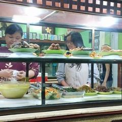 Warung Makan Nikmat halal User Photo