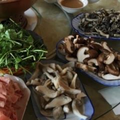 华荣草原传统涮 User Photo