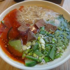 熬骨香纯汤牛肉拉面(县委店) User Photo