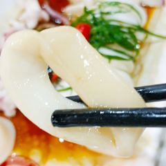 XIAO YAN JING DA PAI DANG User Photo