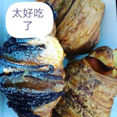 Flour & Chocolate Patisserie User Photo