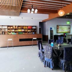草原生态度假酒店餐厅 User Photo