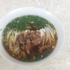 周记粉店(县正街店) User Photo