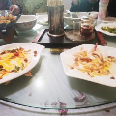 大胡子手抓美食城 User Photo
