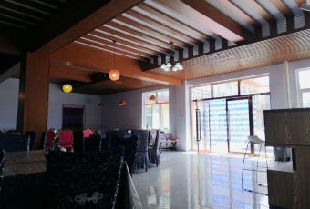 草原生态度假酒店餐厅 User Photo