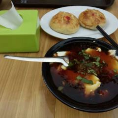 LAO CHENG HUANG MIAO ROU HUO SHAO ZHU YI MO FEN DIAN User Photo