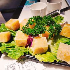 三不牛腩·牛腩刀叉养生火锅(摩尔城中商百货店) User Photo