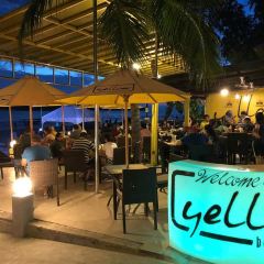 Yellow Beach Cafe User Photo