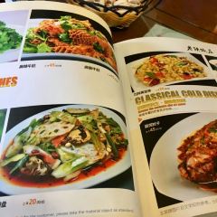 Laoshan Restaurant (zhufengdongluyifen) 여행 사진