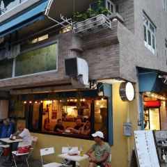 The Pink Pig Music Bar and Restaurant User Photo