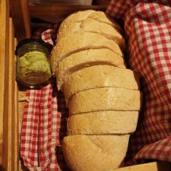 Slovenska Hiša - Figovec 여행 사진