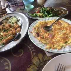 May Yi Cafe User Photo